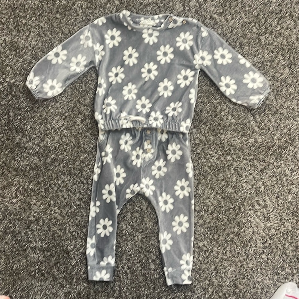 Infant fleece set
